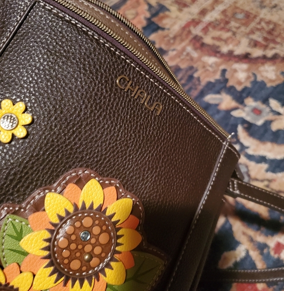 Reserved 🍃🌻Chala RFID Brown Sunflower Crossbody Bag - Picture 13 of 15